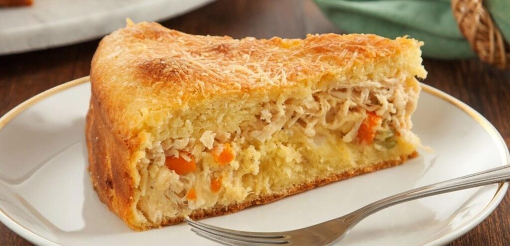TORTA DE FRANGO CREMOSA