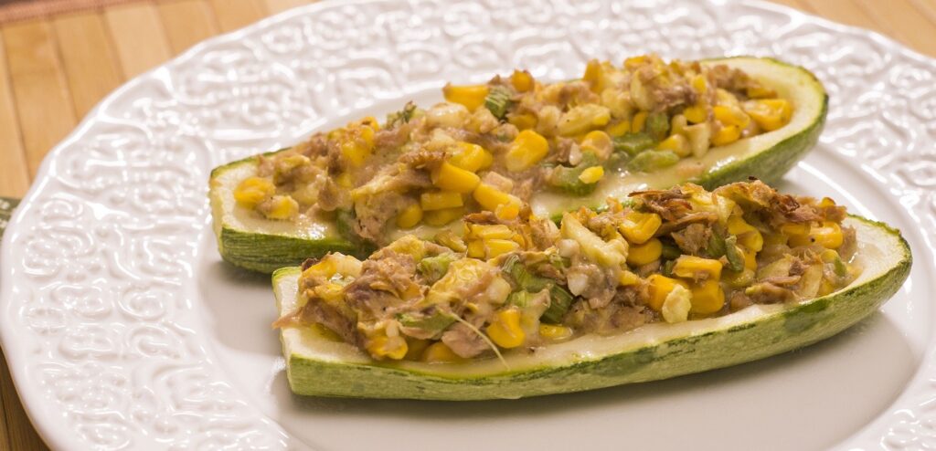 ABOBRINHA RECHEADA COM ATUM
