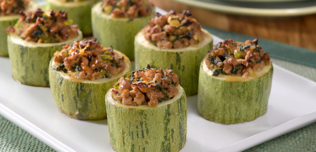 ABOBRINHA RECHEADA COM PROTEÍNA DE SOJA E ESPINAFRE