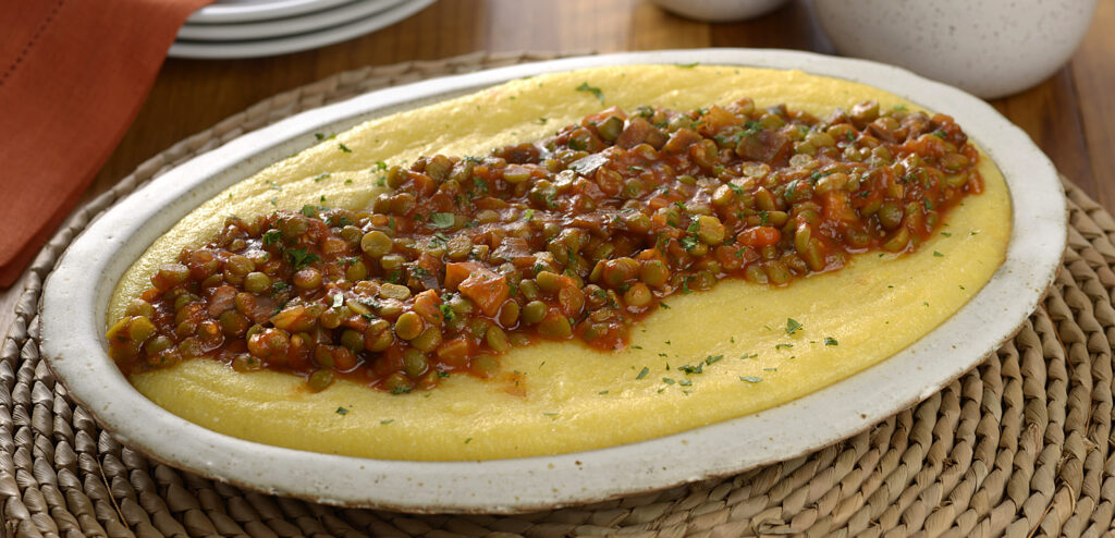 ANGU COM RAGU DE ERVILHA E BERINJELA