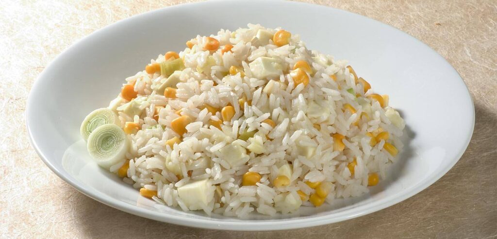 ARROZ COM MILHO E ALHO-PORÓ