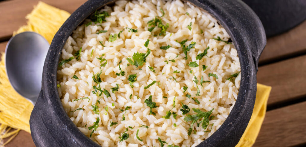 ARROZ COM TUCUPI E COENTRO