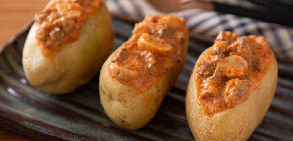 BAKED POTATO COM ESTROGONOFE