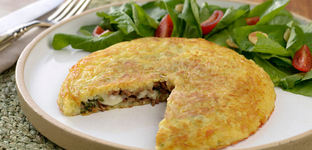 BATATA ROSTI COM CARNE MOÍDA E AGRIÃO