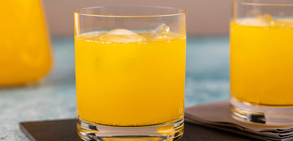 BEBIDA GASEIFICADA SABOR FRUTAS AMARELAS