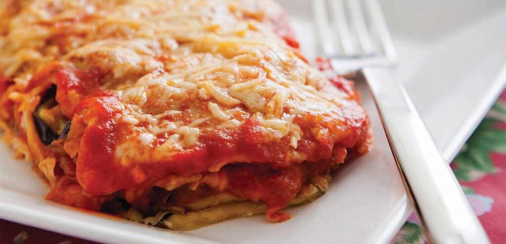 BERINJELA À PARMEGIANA