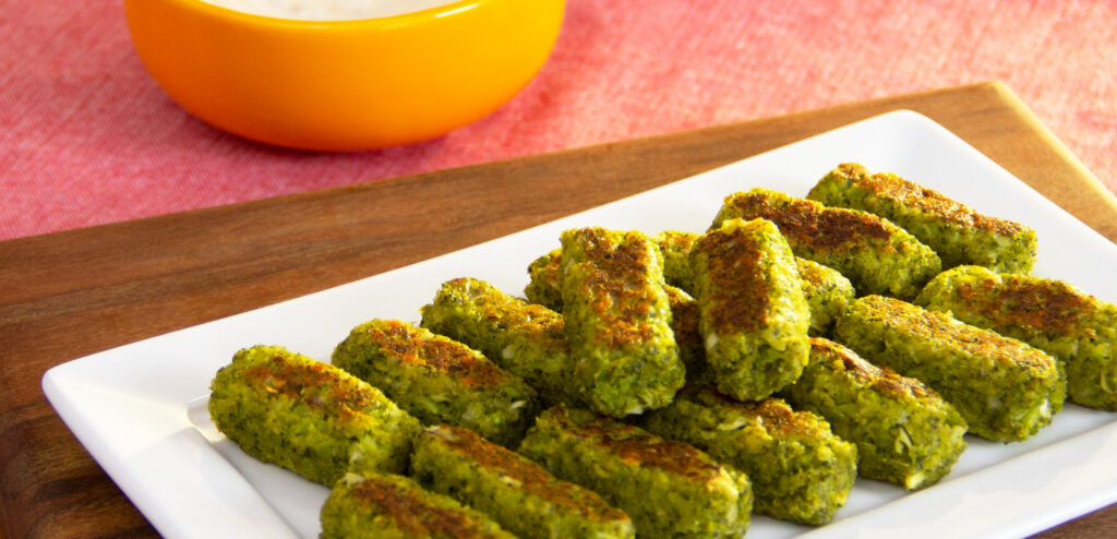 BOLINHOS DE BRÓCOLIS (TATER TOTS)