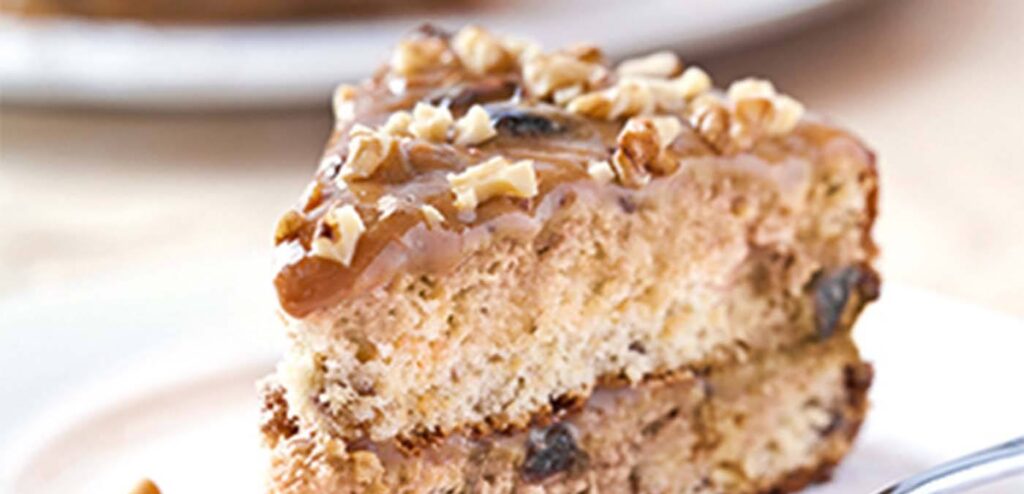 BOLO DE DOCE DE LEITE E NOZES