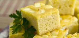 Bolo de milho salgado