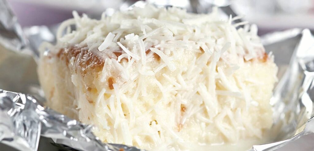 BOLO GELADO DE COCO E ABACAXI