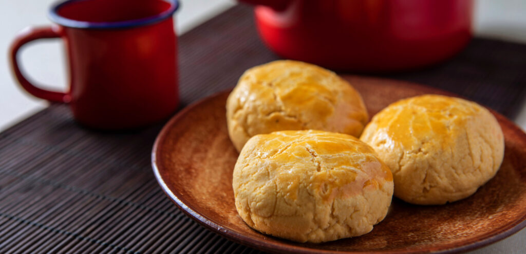 BROA DE FUBÁ E LARANJA