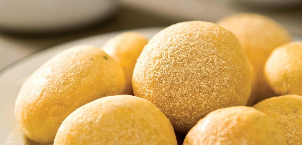 BROINHA DE FUBÁ SALGADA