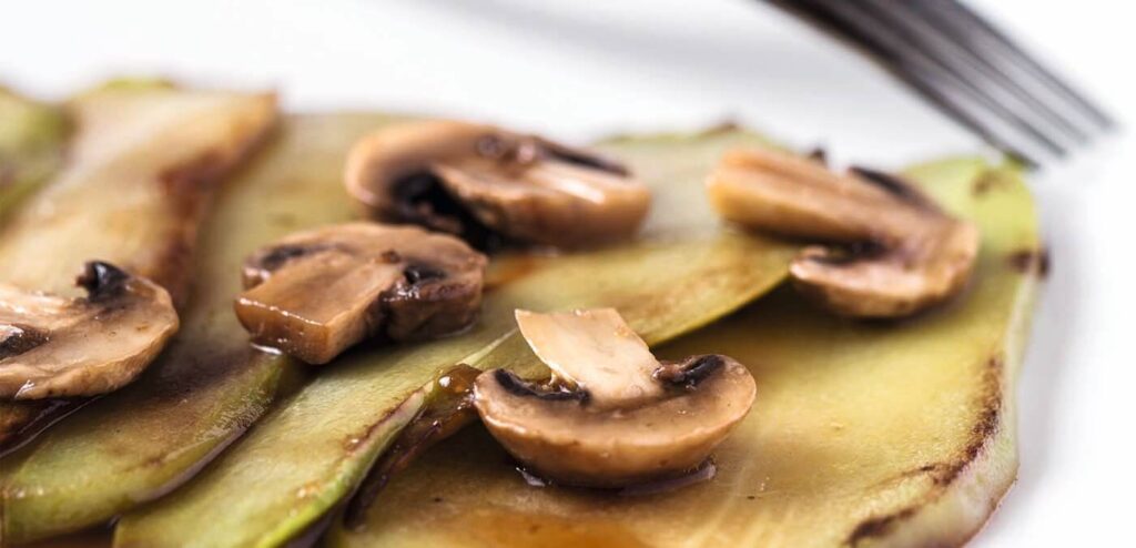 CARPACCIO DE CHUCHU GRELHADO