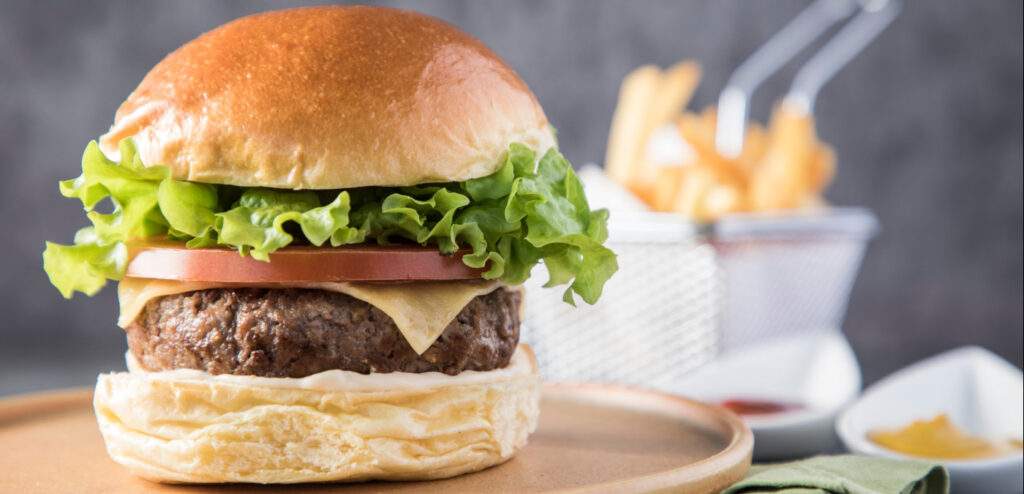 CHEESE SALADA BURGUER