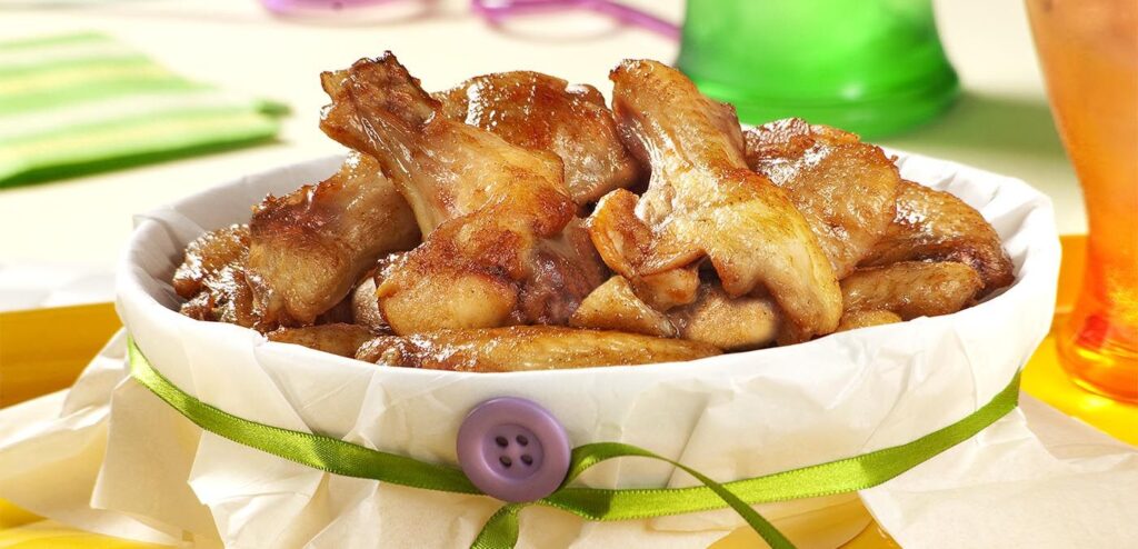 CHICKEN WINGS