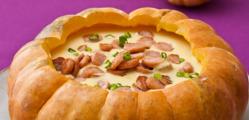 CREME DE ABÓBORA COM LINGUIÇA