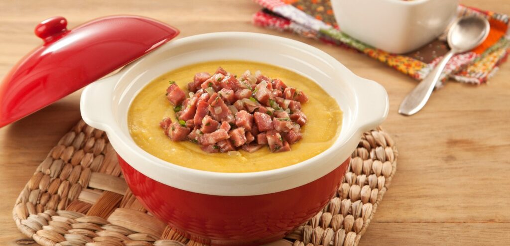 CURAU SALGADO COM CALABRESA
