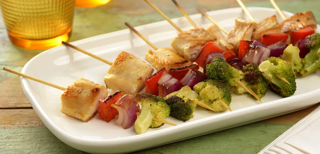 Espetinho de Peixe com Legumes