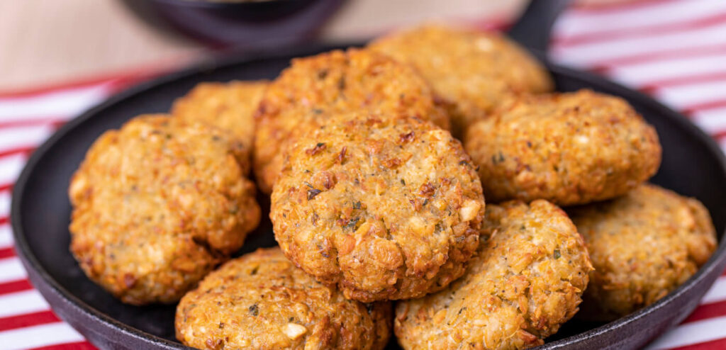 FALÁFEL DE FEIJÃO MANTEIGUINHA