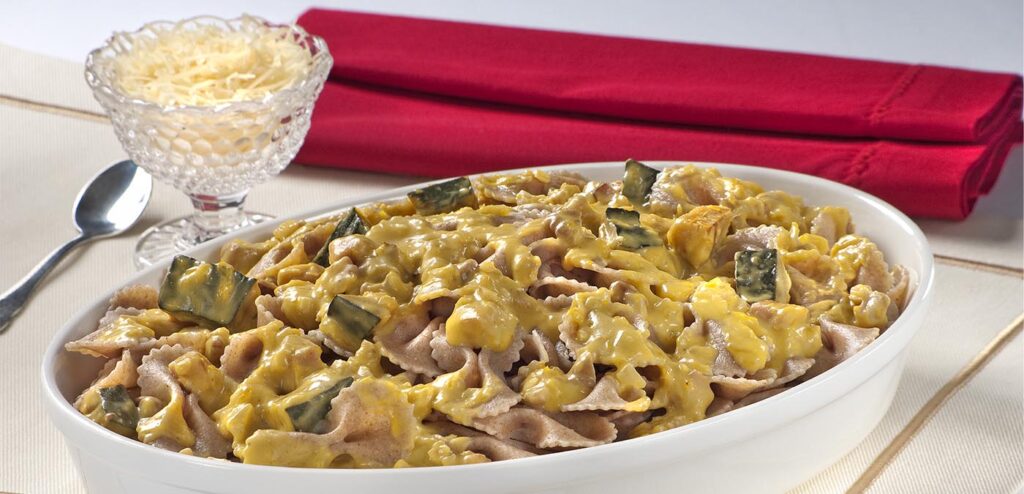 FARFALLE AO MOLHO DE ABÓBORA