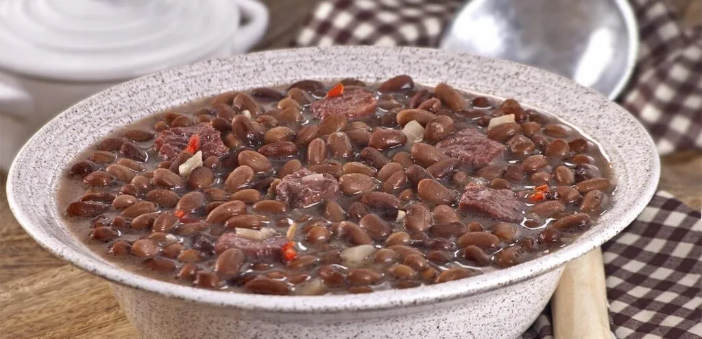 FEIJÃO COM CARNE DE SOL