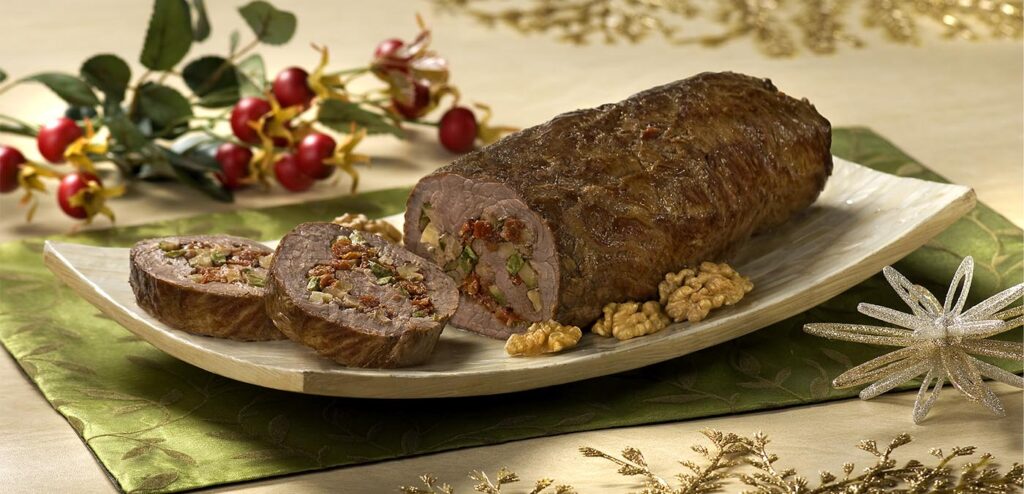 FILÉ RECHEADO COM TOMATE-SECO, NOZES E ABOBRINHA