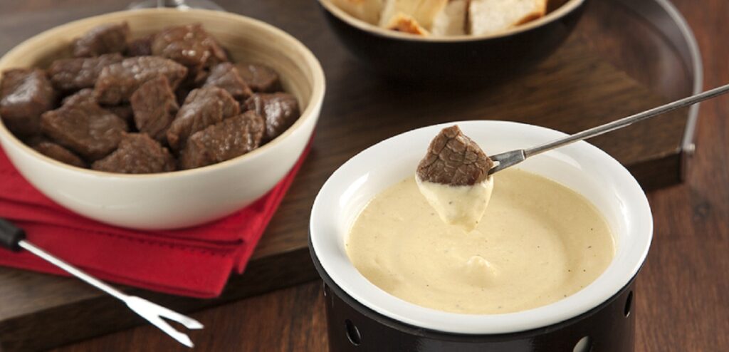 FONDUE DE CARNE