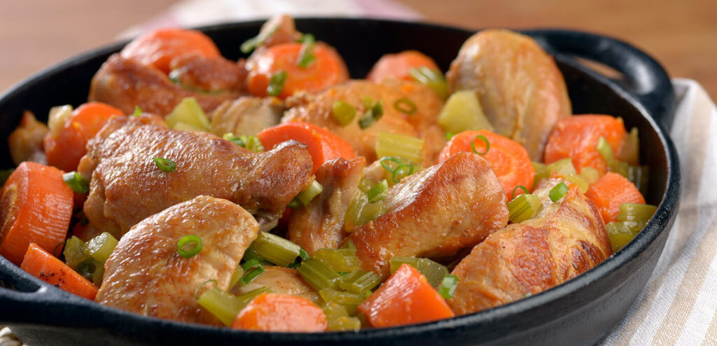 FRANGO COM CENOURA E SALSÃO