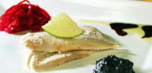 Miniatura da imagem do produto FRANGO COZIDO NO SAQUÊ E HONDASHI®