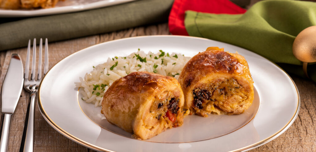 FRANGO RECHEADO COM FAROFA DE PÃO