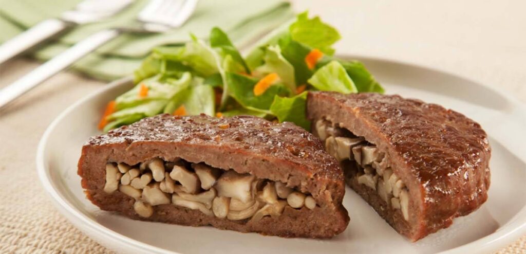 HAMBÚRGUER COM RECHEIO DE MIX DE COGUMELOS