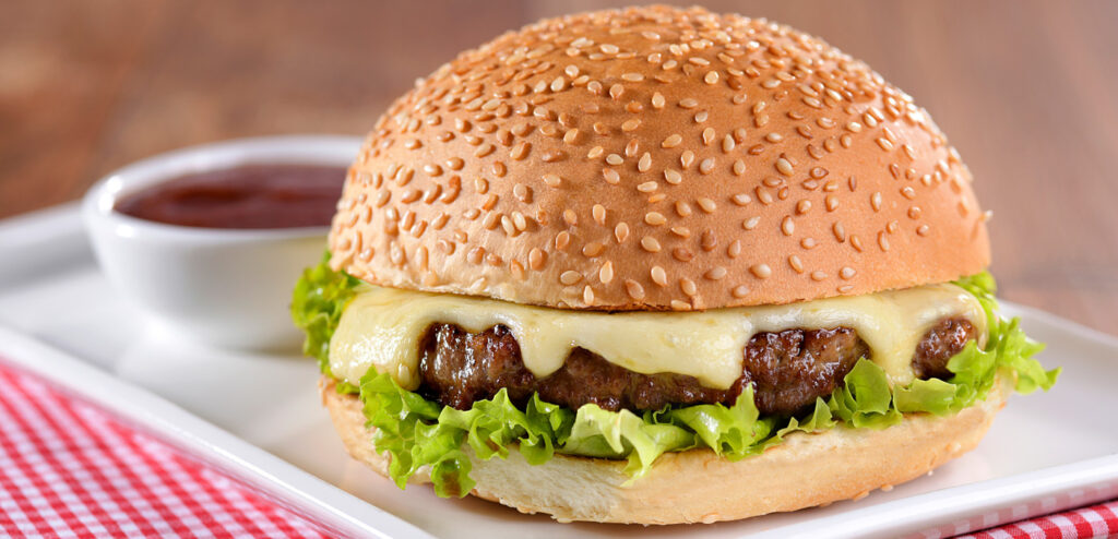 HAMBÚRGUER SABOR BACON DEFUMADO