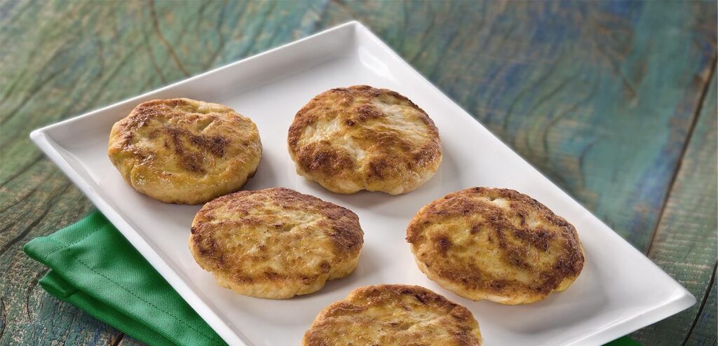 HAMBURGUINHO DE FRANGO COM CENOURA