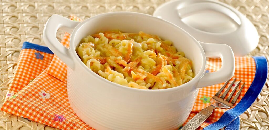 MACARRÃO INSTANTÂNEO 
