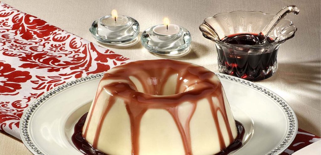 MANJAR DE GRAVIOLA COM CALDA DE VINHO