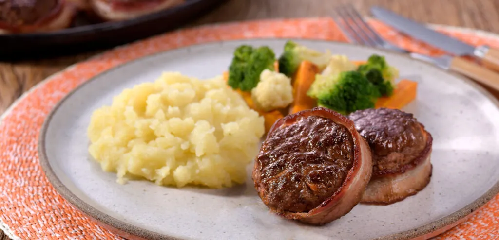 MEDALHÃO DE CARNE MOÍDA