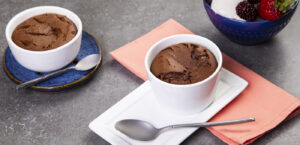 MINIBOLO FÁCIL DE CHOCOLATE COM  AJINOMOTO SATIS!® SHOYU