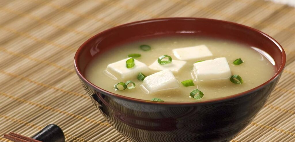 MISSOSHIRU COM TOFU