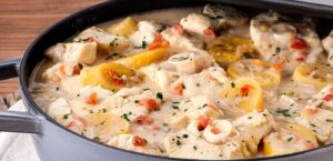 Miniatura da imagem do produto MOQUECA DE CAÇÃO COM BANANA-DA-TERRA