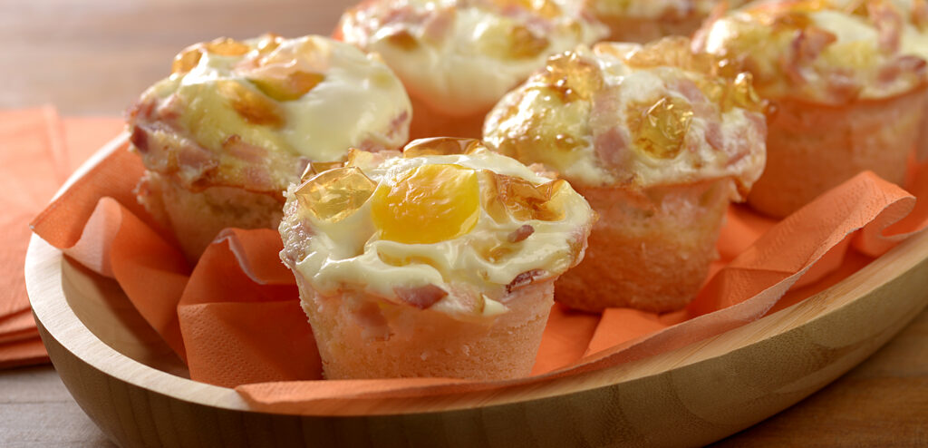 MUFFIN COM OVOS E BACON