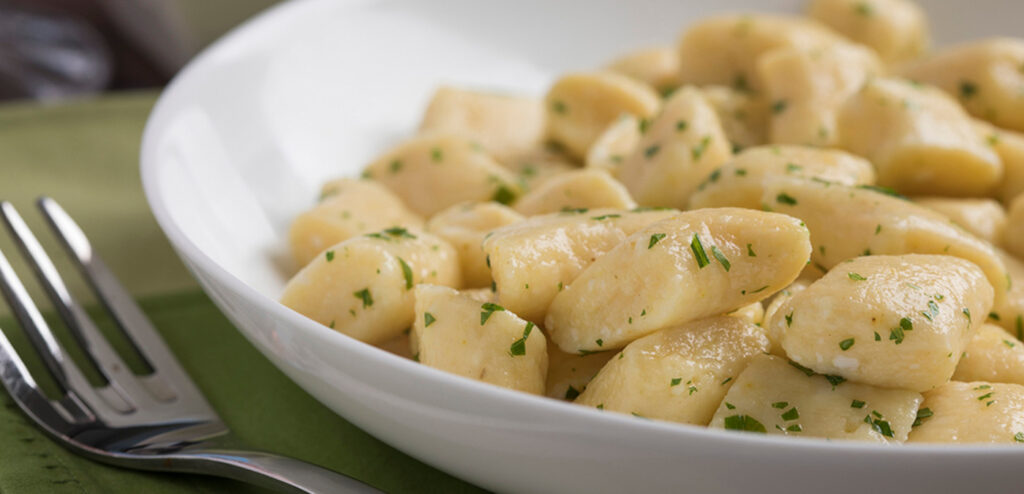 NHOQUE DE BATATA COM RICOTA