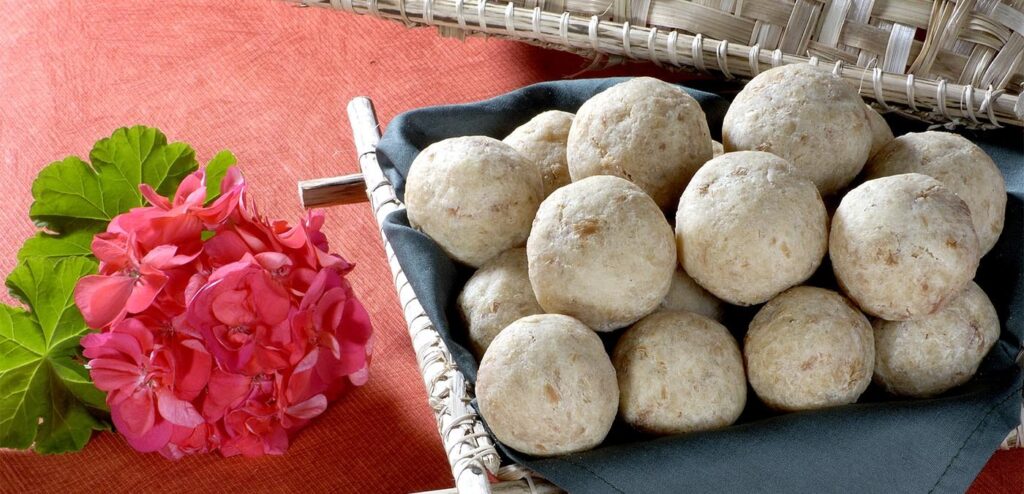 PÃEZINHOS DE POLVILHO COM ATUM