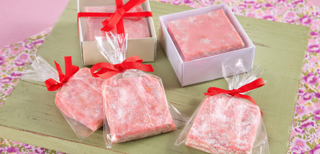 PALHA ITALIANA DE MORANGO