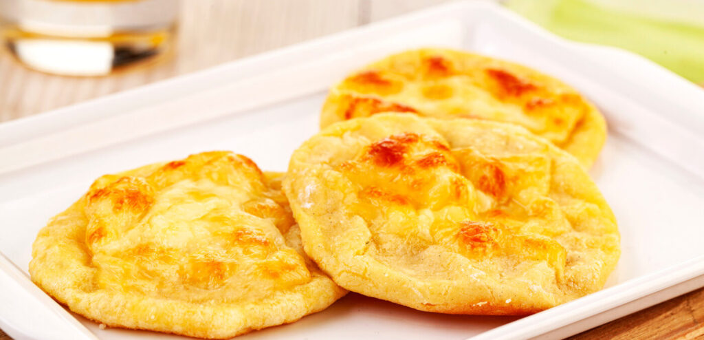 PANQUEQUINHA DE BATATA COM QUEIJO FÁCIL