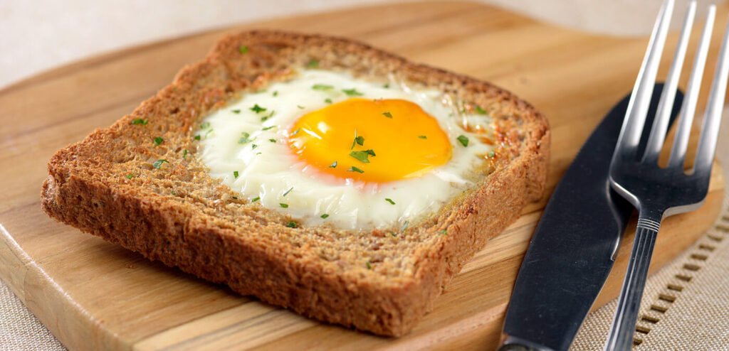 PÃO COM OVO PRÁTICO