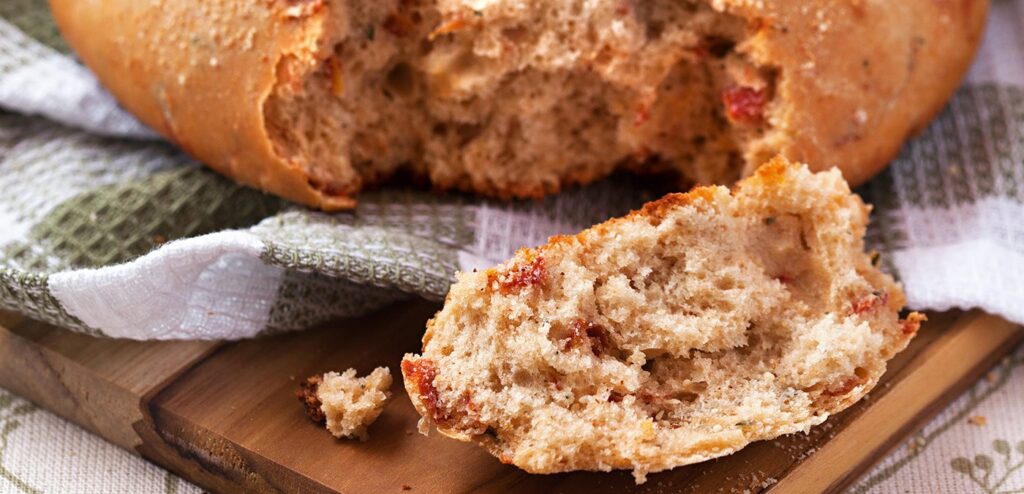 PÃO DE TOMATE SECO