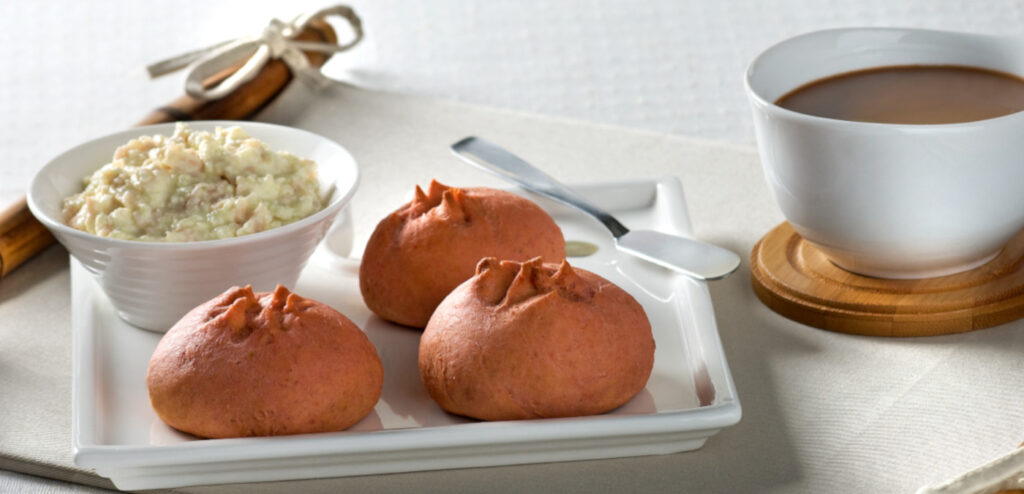 PATÊ DE QUEIJO BRANCO E PERU