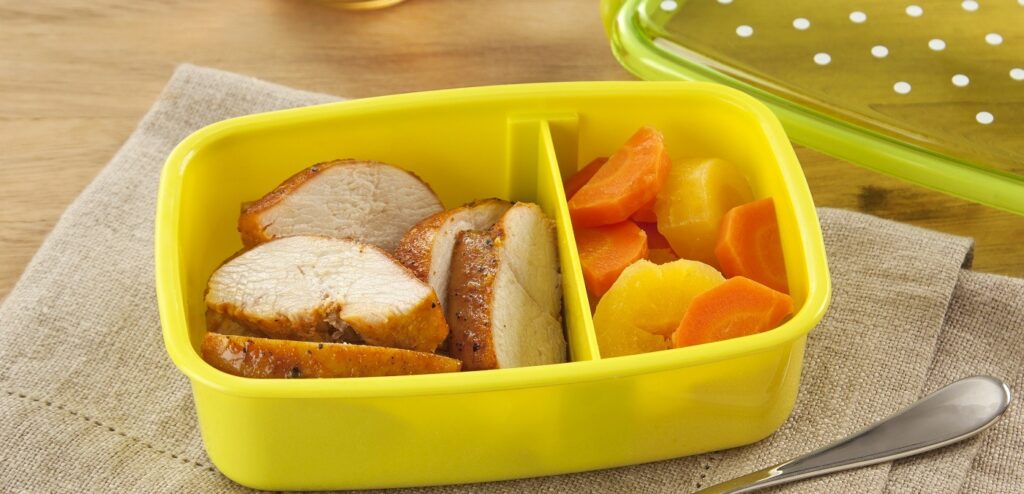 PEITO DE FRANGO ASSADO