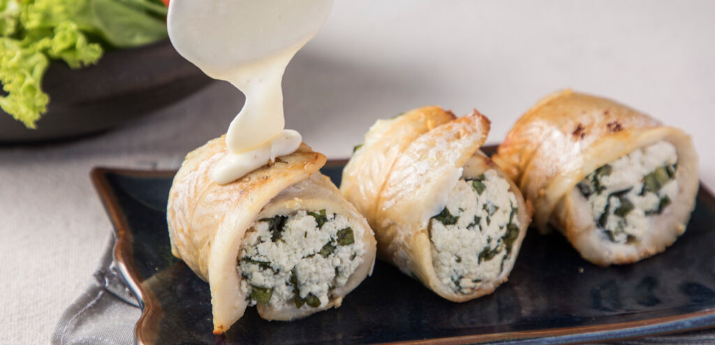 PEIXE À ROLÊ COM ESCAROLA E RICOTA