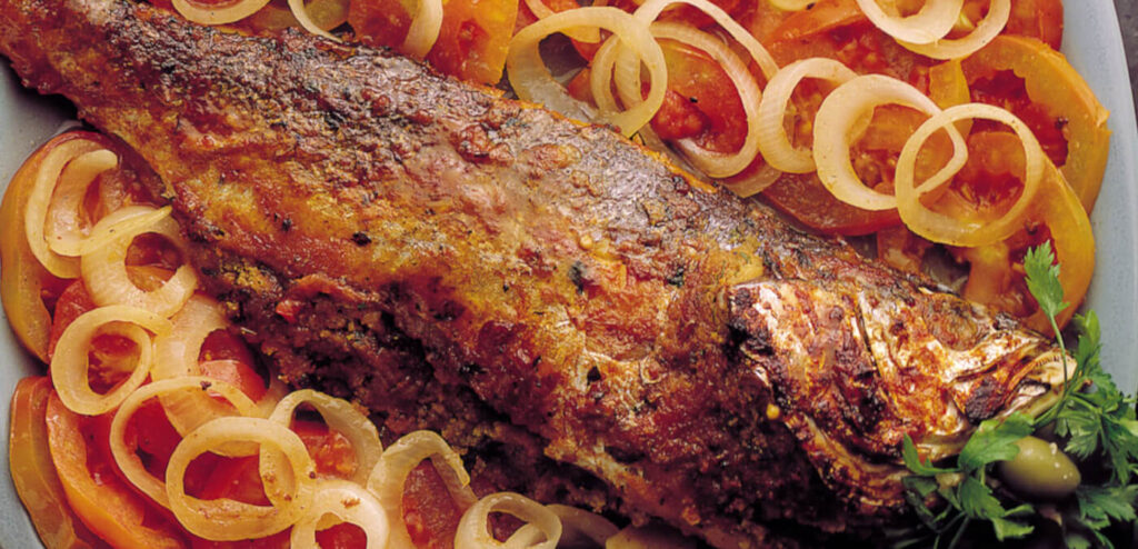 PEIXE RECHEADO COM FAROFA